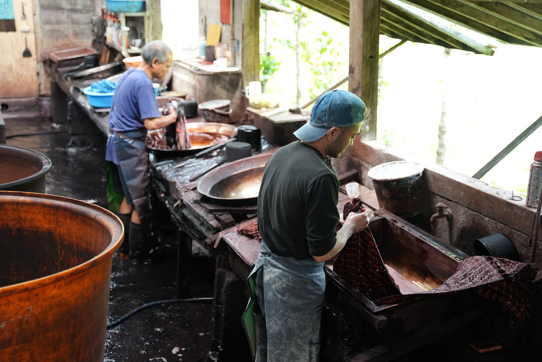 Inheritance of the culture of “Dyeing” by “Wearing”