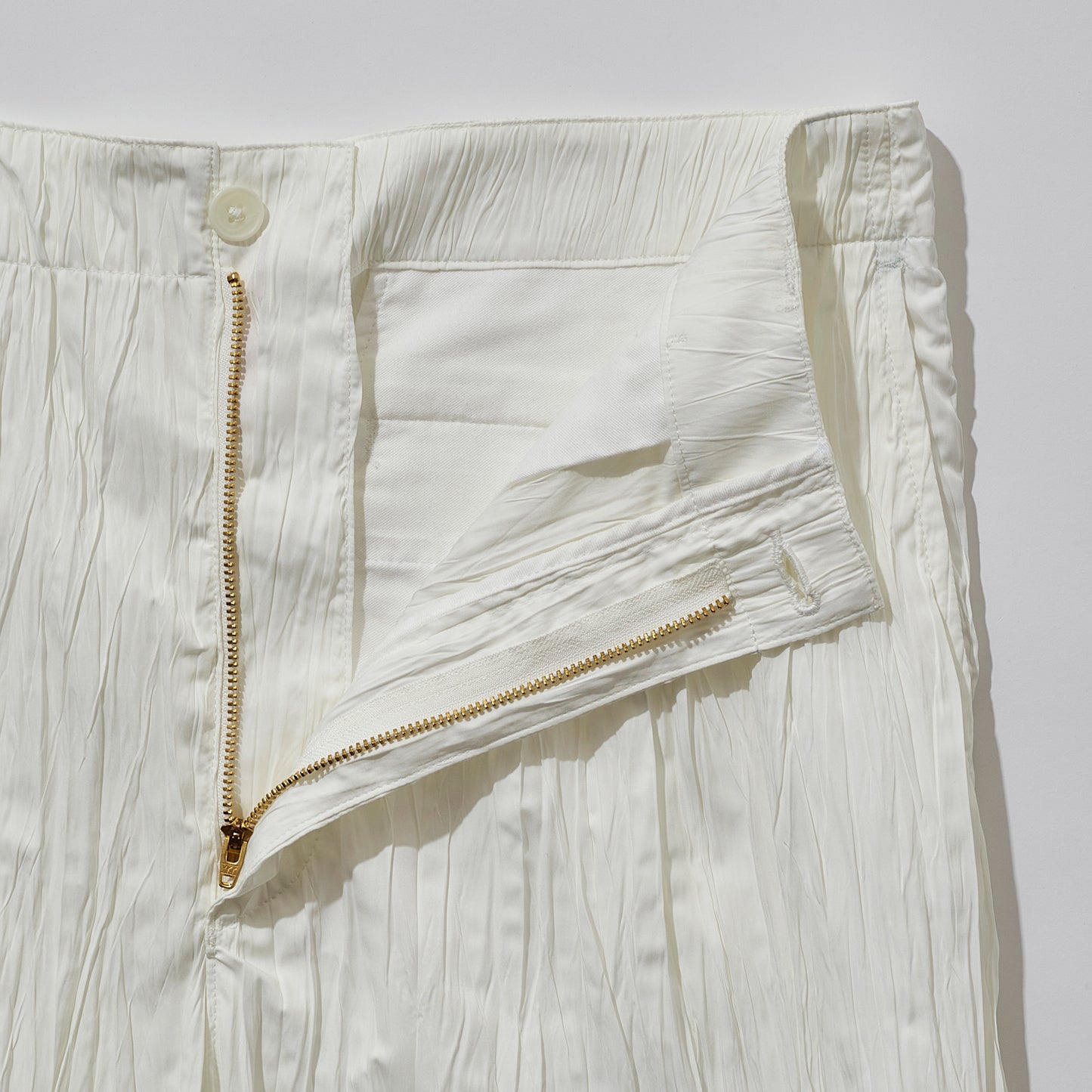 Random Pleated 3/4 Trousers