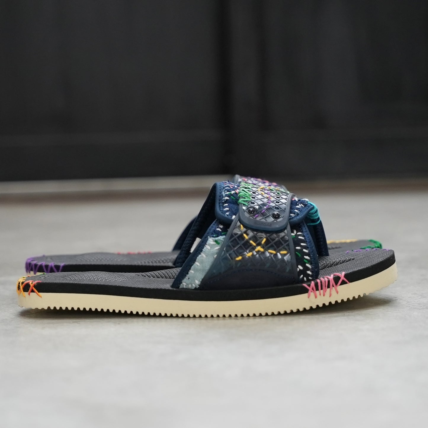 SUICOKE Sashiko Slides