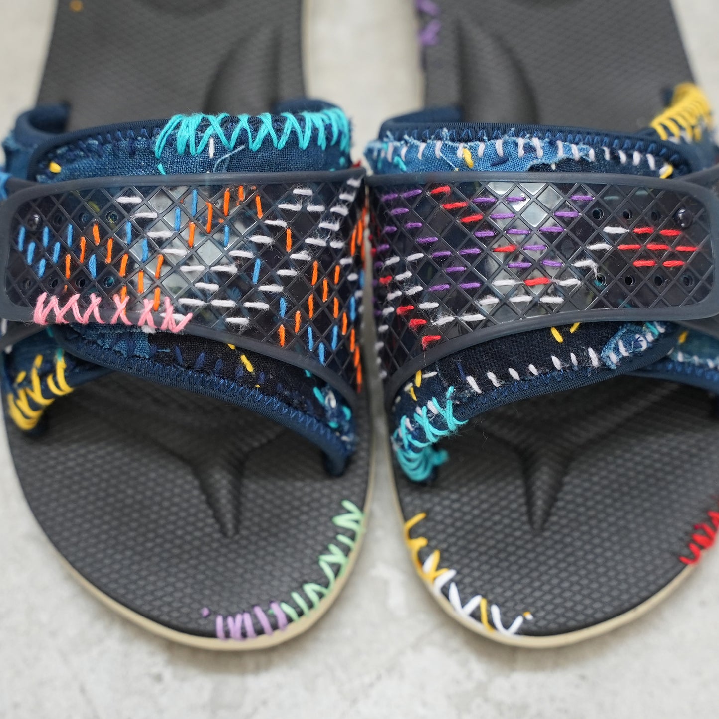 SUICOKE Sashiko Slides