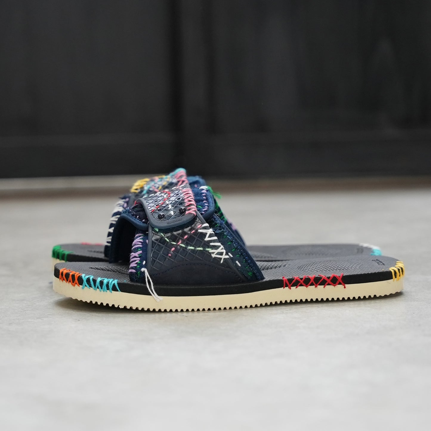 SUICOKE Sashiko Slides