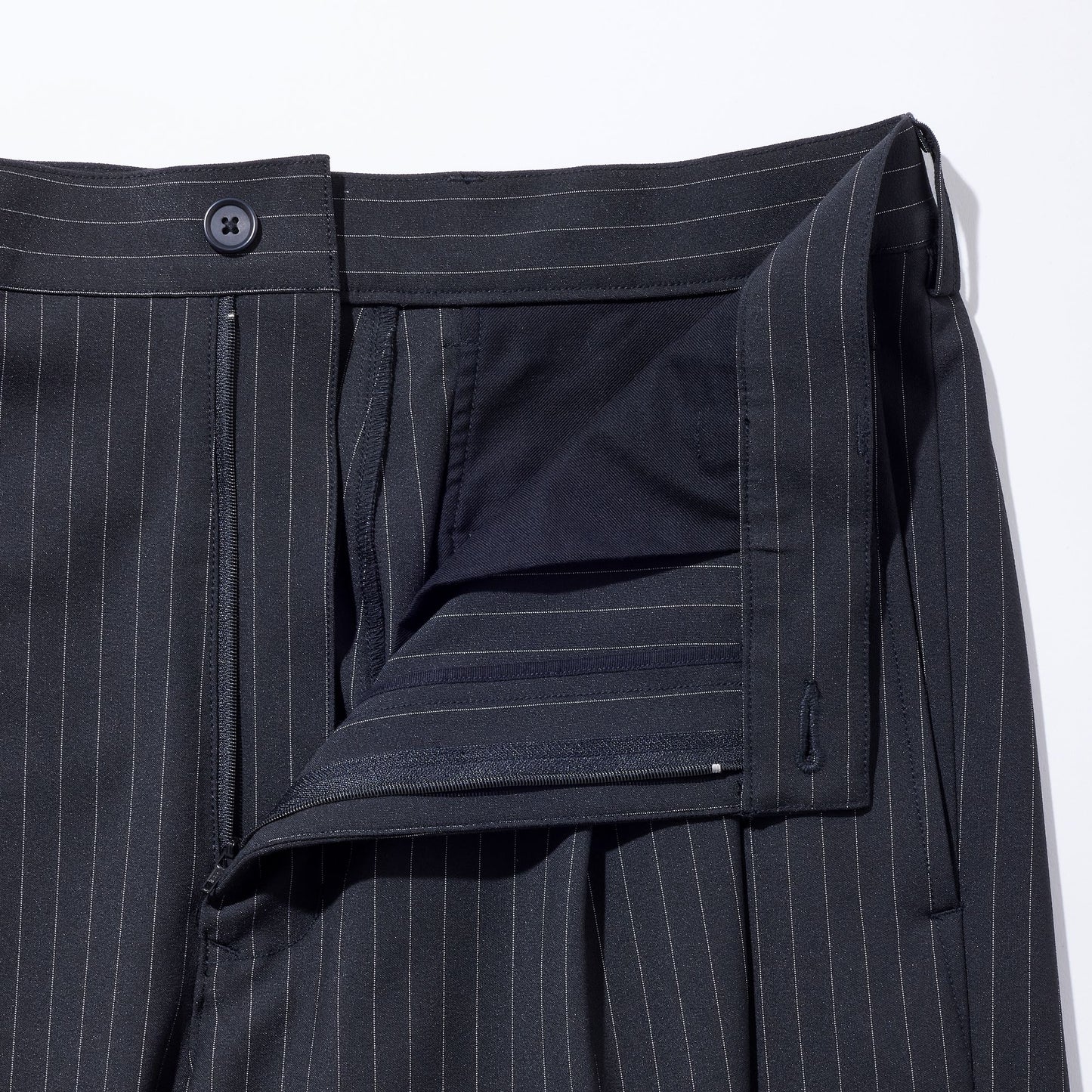 2 Tuck Trousers