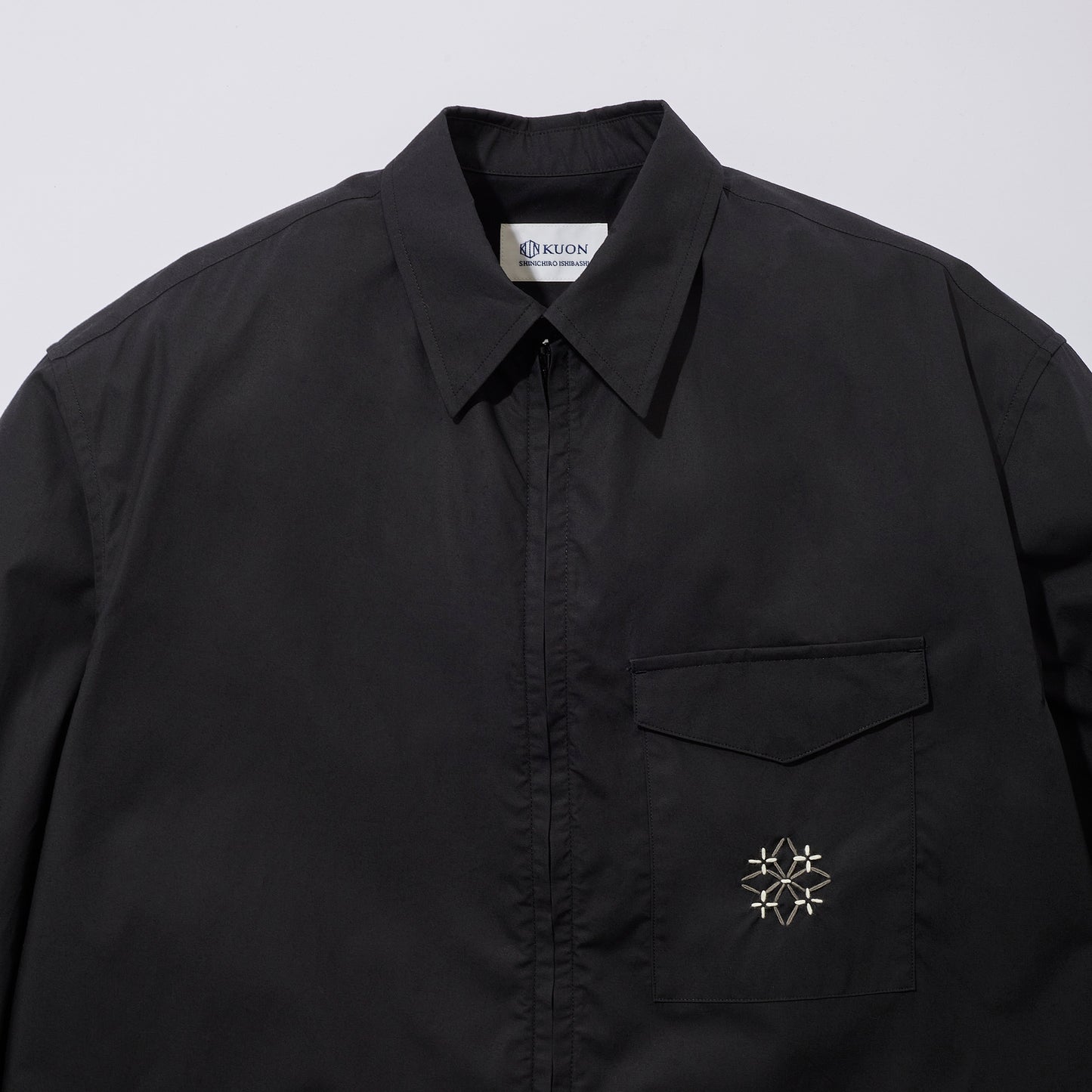 Cotton Poplin Zip-Up Shirt w/Sashiko Flower