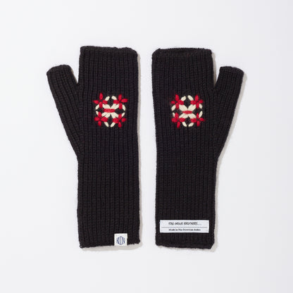 [x THE INOUE BROTHERS...] Alpaca Hand Wormers-Sashiko Flower-