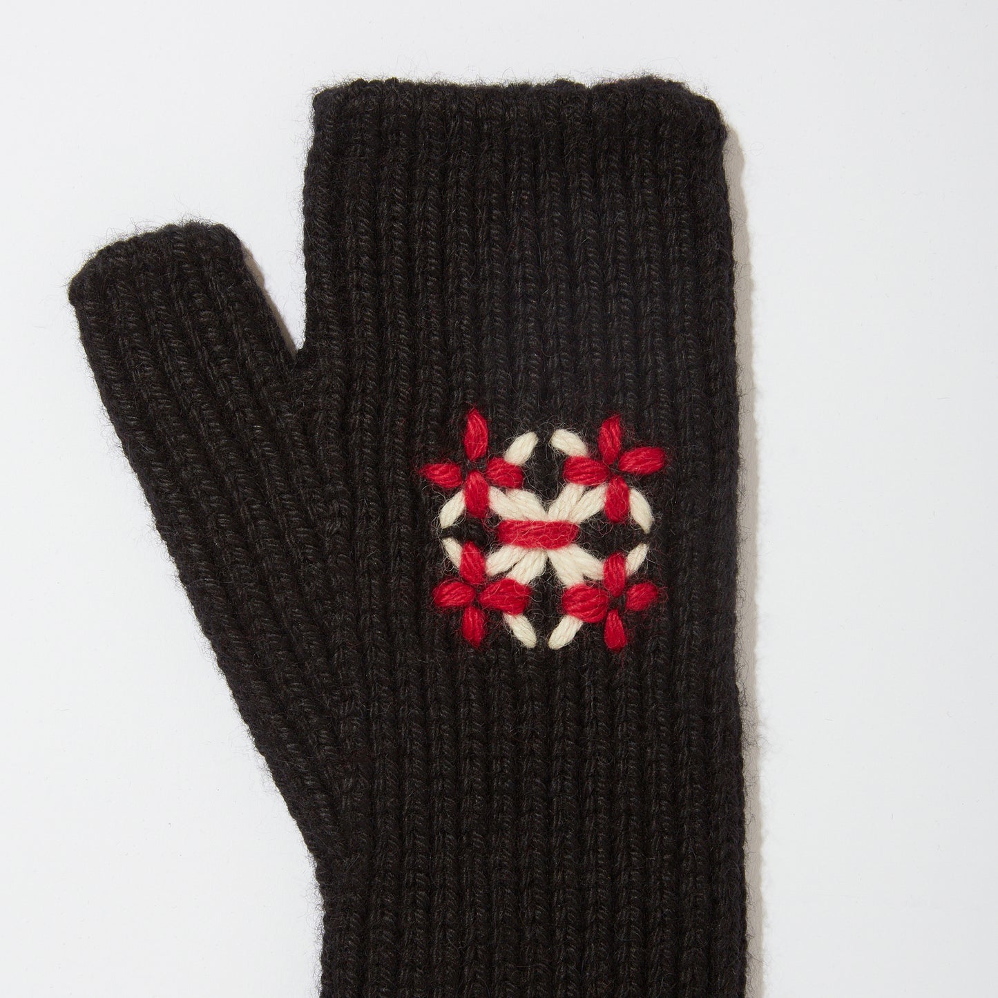 [x THE INOUE BROTHERS...] Alpaca Hand Wormers-Sashiko Flower-