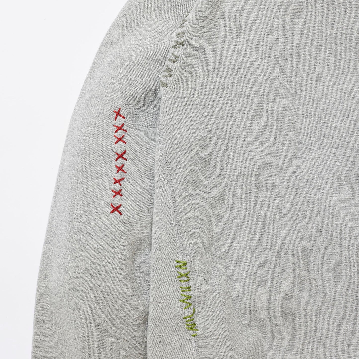 [x LOOPWHEELER] Cluttered Sashiko Sweatshirt