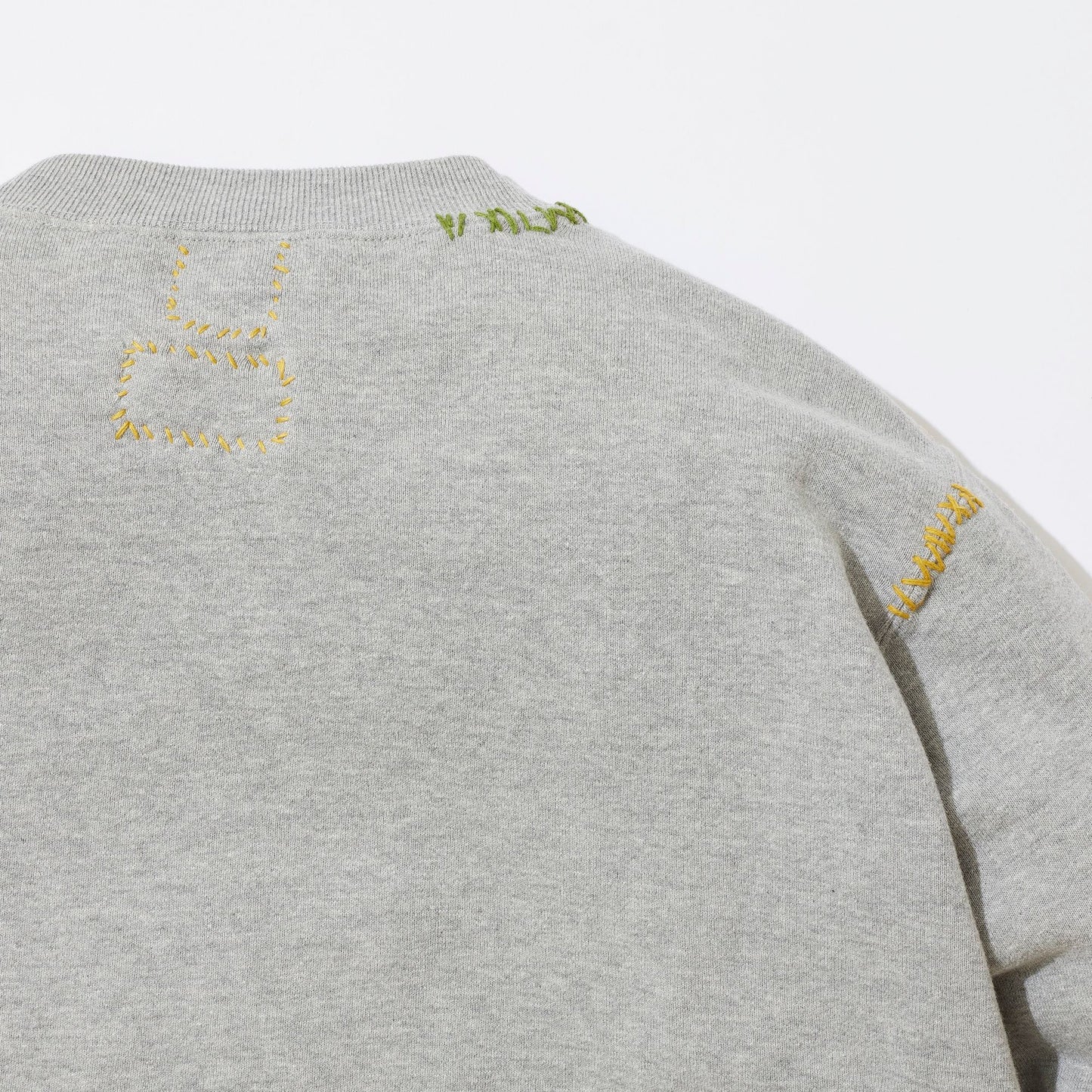 [x LOOPWHEELER] Cluttered Sashiko Sweatshirt